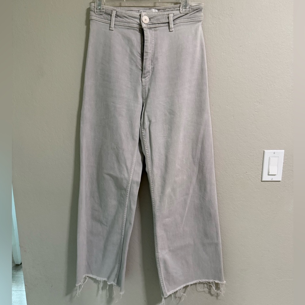 Zara Marine Straight Light Gray Raw Hem Jeans US 6